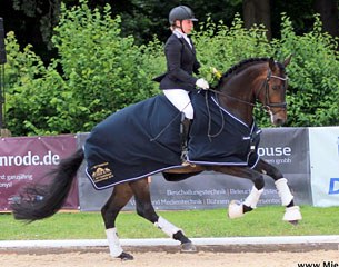 Rebekka Rössler and Real Grandios at the 2016 CDN Hof Bettenrode :: Photo © Fred Vekens