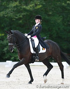Nastassja Roussel and Armaggedon at the 2016 CDIO Compiègne :: Photo © Astrid Appels