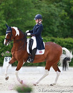 Amy Schiessl and Mr Mercury at the 2016 CDIO Compiegne :: Photo © Astrid Appels