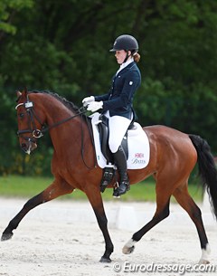 Maddy Whelan and Ode to Shannon at the 2016 CDIO Compiegne :: Photo © Astrid Appels