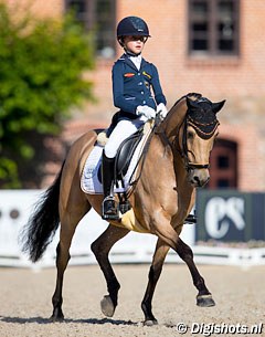 Lucie-Anouk Baumgurtel and Massimiliano win the team test at the 2016 European Pony Championships :: Photo © Digishots