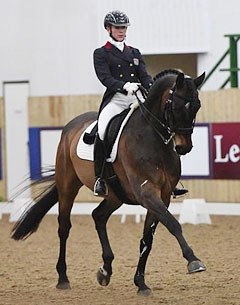 Rebecca Edwards and Don Archie at the 2016 British Winter Indoor Championships :: Photo © Kevin Sparrow
