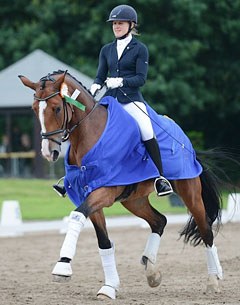 Christina Konings and Lassira B at the 2016 Langenfeld Bundeschampionate qualifier :: Photo © Mirka Nilkens