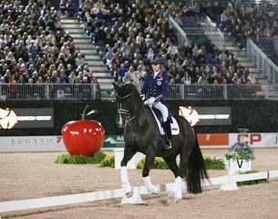 Dujardin and Valegro in a freestyle demo at the 2016 CDI New York