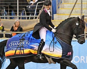 Mary Warren and Mindarah Park Ramadan win the CDI-W Grand Prix Kur at the 2016 Australian Dressage Championships :: Photo © Julie Wilson