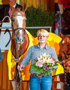 Gaby Huntemann with Donna Carara, the Hanoverian Mare of the Year 2016