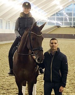 Anna Kasprzak on Victoria's Secret, flanked by her coach Andreas Helgstrand