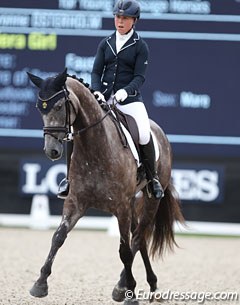 Yvonne Osterholm on Fiera Girl (by Faustinus x Rubinrot)