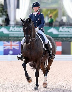 Katherine Bateson-Chandler on Alcazar :: Photo © Sue Stickle