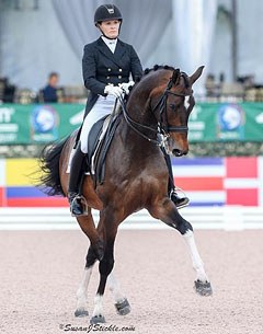 Ashley Holzer and Breaking Dawn at the 2016 CDIO Wellington :: Photo © Sue Stickle