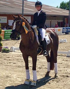 Carolin Brandt and Future Star win the Bundeschampionate qualifier at the 2016 CDN Wiesbaden-Erbesheim