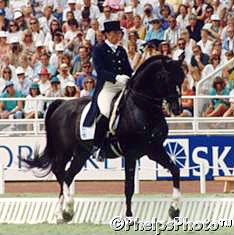 Kyra Kyrklund on Matador :: Photo © Phelpsphotos.com