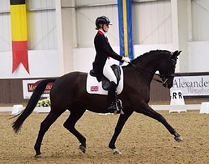 Kaja di Valentina (by K2 x Weltmeyer)