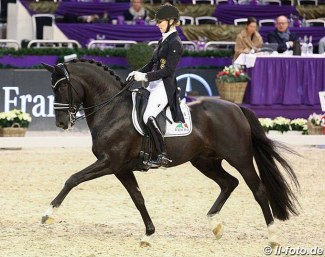 Isabel Freese and Total Hope win the 2019 Nurnberger Burgpokal Finals :: Photo © LL-foto