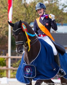 Kur gold for Charlotte Fry at the 2018 European Under 25 Championships :: Photo © Digishots