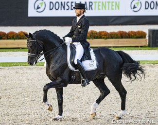 Edward Gal and Toto Jr at the 2020 Dutch Dressage Championships :: Photo © Digishots