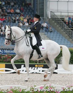 Photo Balagur WEG 2006 (ED archive) Despite having been significantly croup high, Alexandra Korelova’s Orlov trotter Balagur was able to collect that well he always stood out with his copybook piaffes in which he truly gave the impression of the ‚dancing horse‘ :: Photo © Astrid Appels