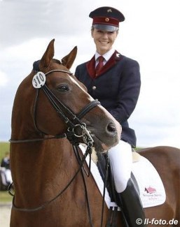 Anna Weilert and Quaterback at the 2016 CDN Werder :: Photo © LL-foto