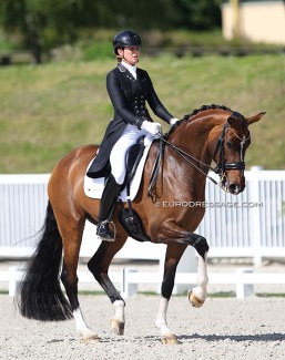 Lyndal Oatley and Elvive at the 2021 CDIO Compiegne :: Photo © Astrid Appels