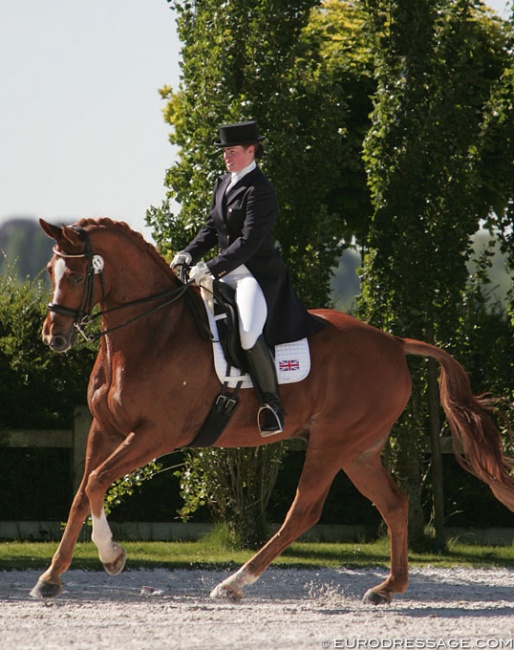 Alice Oppenheimer and Wurlizer at the 2009 CDI-PJYR Moorsele :: Photo © Astrid Appels
