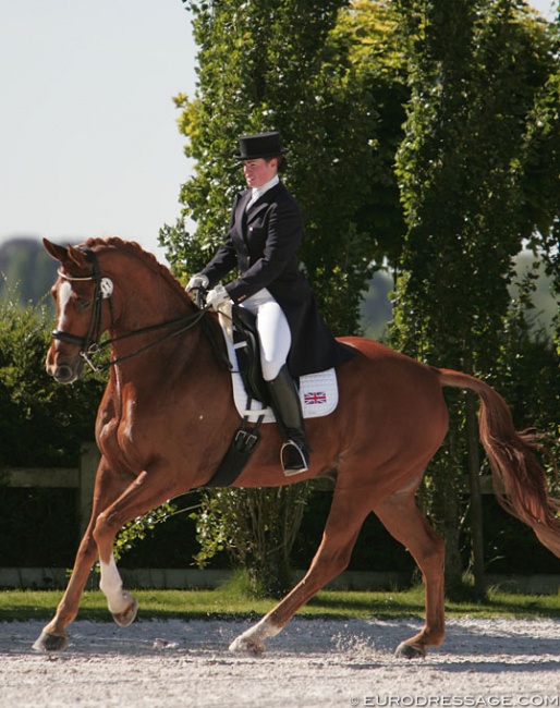 Alice Oppenheimer and Wurlizer at the 2009 CDI-PJYR Moorsele :: Photo © Astrid Appels