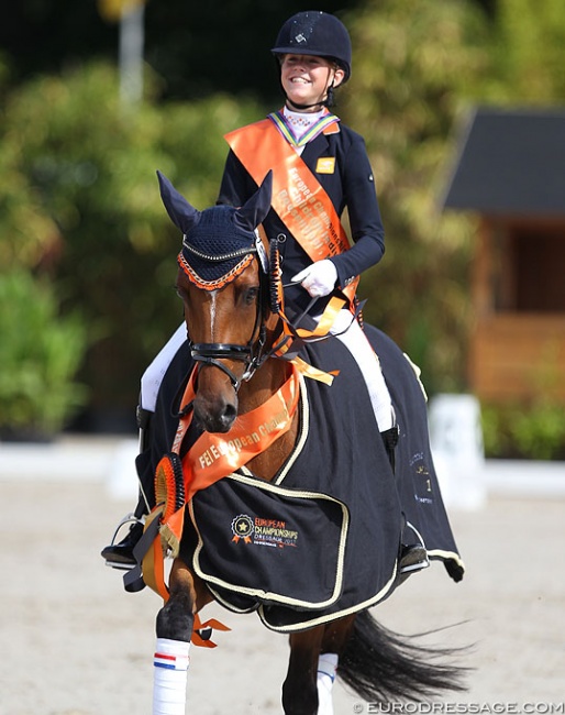 Sanne Buijs and Happy Feet win the 2017 European Children Championships :: Photo © Astrid Appels