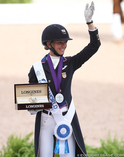 Laura Graves wins team and individual silver at the 2018 WEG and is the new World Number 1 :: Photo © Astrid Appels