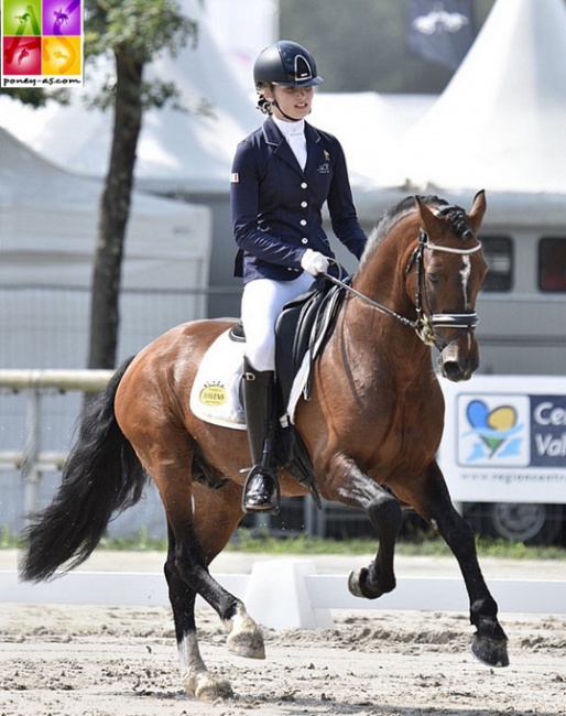 Enora de Vienne and Swyn Barrade at the 2019 French Pony Championships :: Photo © Poney As