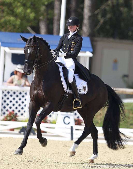 Semmieke Rothenberger and Geisha at the 2015 European Junior Riders Championships :: Photo © Astrid Appels