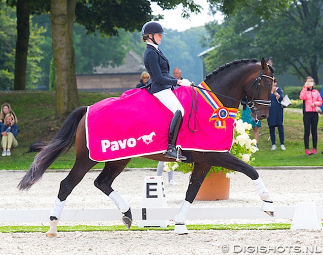 Marieke van der Putten and Keano win the 4-year old division at the 2019 Pavo Cup Finals :: Photo © Digishots