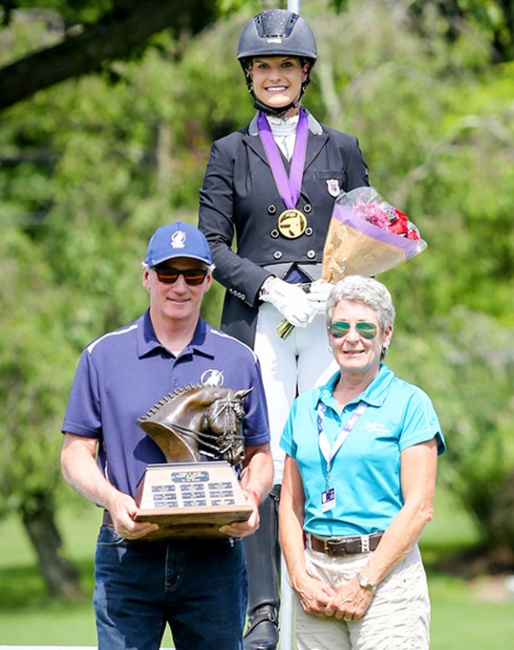 Callie Jones Receives 2019 Fiona Baan Memorial Trophy :: Photo © Meg McGuire
