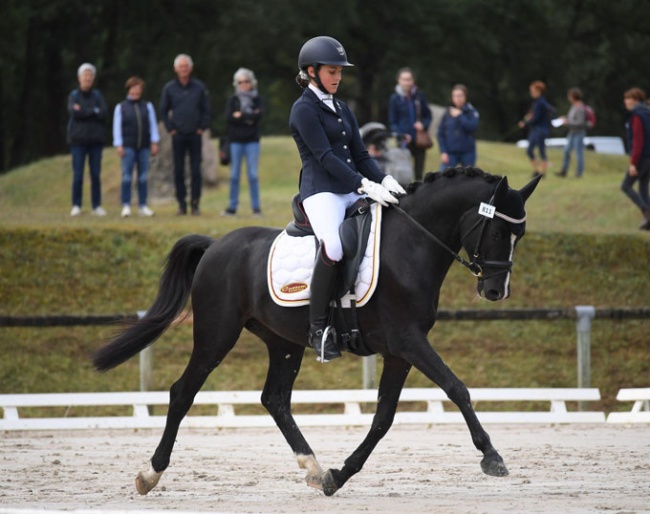Cassandra Rouxel and Follow Me Fast win the 4-year old division at the 2019 French Young Pony Championships :: Photo © Les Garennes