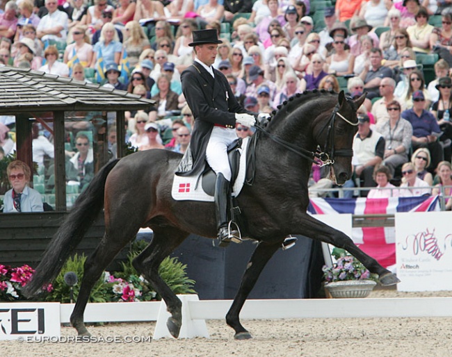 Andreas Helgstrand and Carabas at the 2009 European Championships in Windsor :: Photo © Astrid Appels