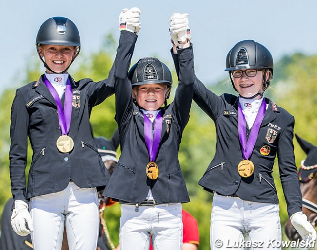 Emily Rother, Carolina Miesner and Clara Paschert win team gold for Germany at the 2020 European Children Championships :: Photo © Lukasz Kowalski