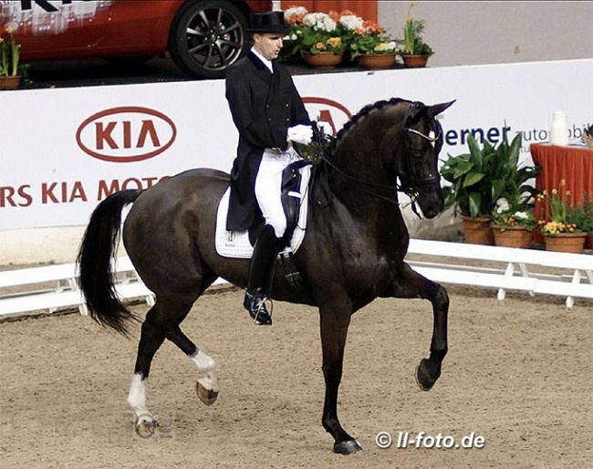 Andreas Helgstrand and Tacolando Triple R at the 2012 CDI Bremen :: Photo © LL-foto