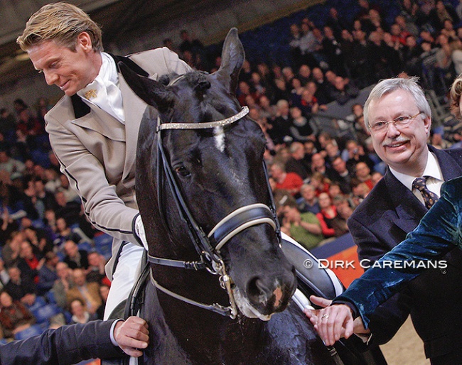 Edward Gal on Totilas, flanked by owner Kees Visser, at the 2010 KWPN Stallion Licensing :: Photo © Dirk Caremans