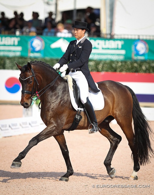 Dong Seon Kim and DSK Belstaff competing in Wellington, Florida :: Photo © Astrid Appels