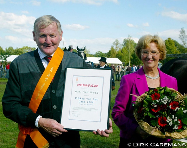 Gert Willem van Norel winning the title of KWPN Breeder of the Year in 2004 :: Photo © Dirk Caremans