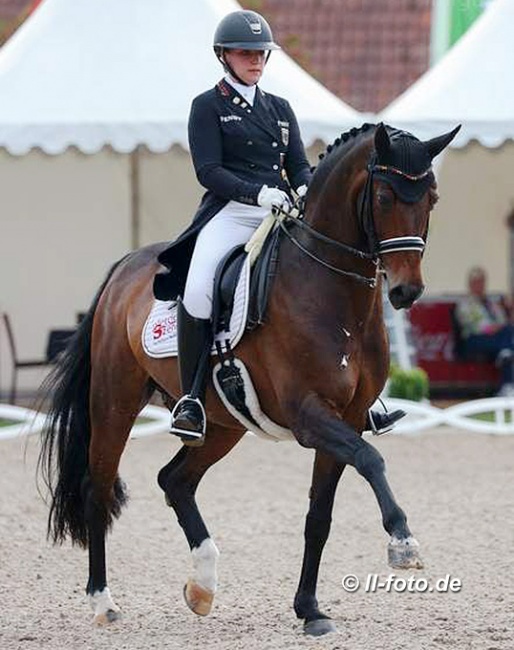 Alexa Westendarp and Der Prinz at the 2021 German Under 25 Championships in Balve :: Photo © LL-foto
