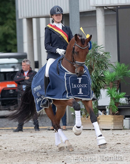 Tahnee Waelkens and Kumami ADQ at the 2021 Belgian Young Horse Championships in Gesves :: Photo © Houou Tomita