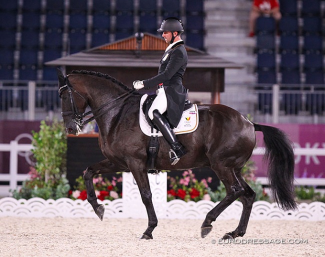 Domien Michiels and Intermezzo van het Meerdaalhof at the 2021 Tokyo Olympics :: Photo © Astrid Appels
