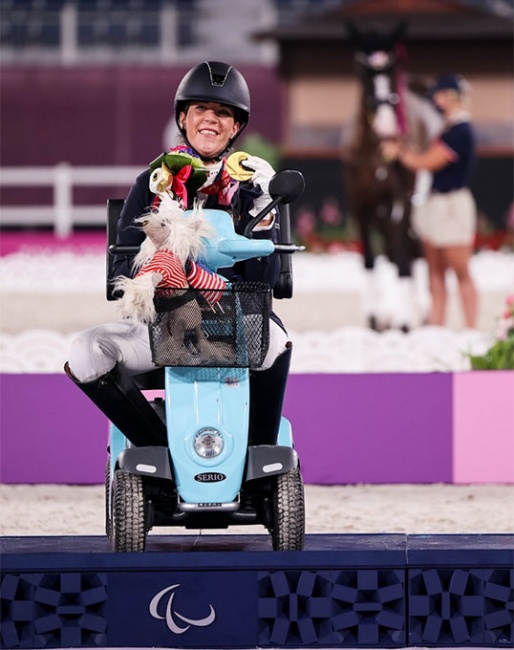 Roxanne Trunnell wins Grade I Individual Test Gold at the 2021 Paralympics in Tokyo :: Photo © US Equestrian