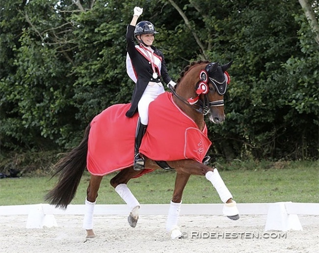 Sophia Obel Jorgensen and Brilliant win the junior title at the 2021 Danish Junior/Young Riders Championships :: Photo © Ridehesten