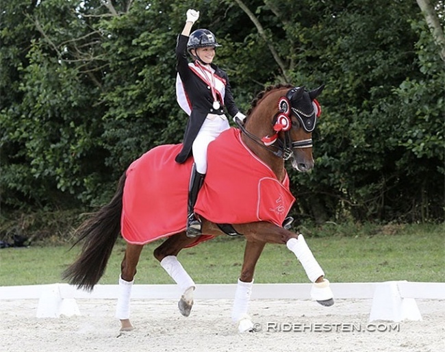 Sophia Obel Jorgensen and Brilliant win the junior title at the 2021 Danish Junior/Young Riders Championships :: Photo © Ridehesten