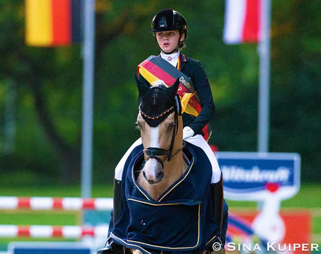 Rose Oatley and Daddy Moon at the 2021 German Youth Championships :: Photo © Sina Kuiper