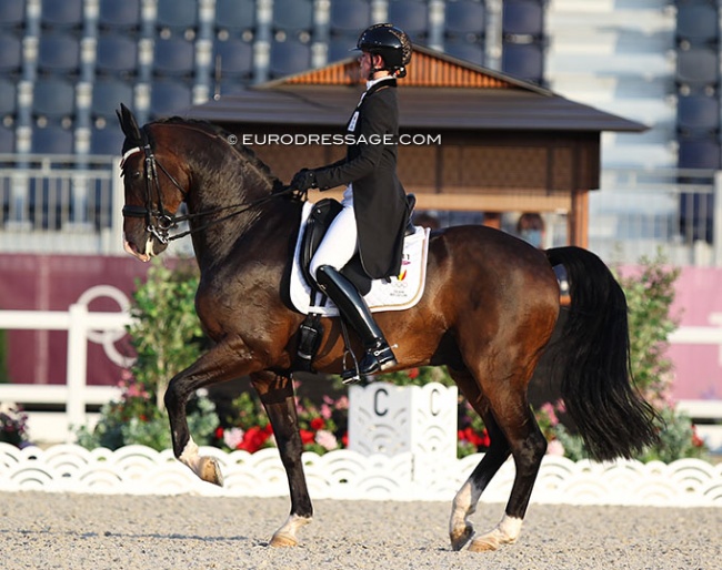 Laurence Roos and Fil Rouge at the 2021 Olympic Games in Tokyo :: Photo © Astrid Appels