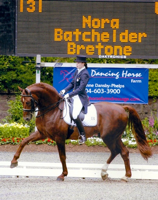 Nora Batchelder and Bretone at the 2006 U.S. Dressage Championships in Gladstone :: Photo © Sue Stickle