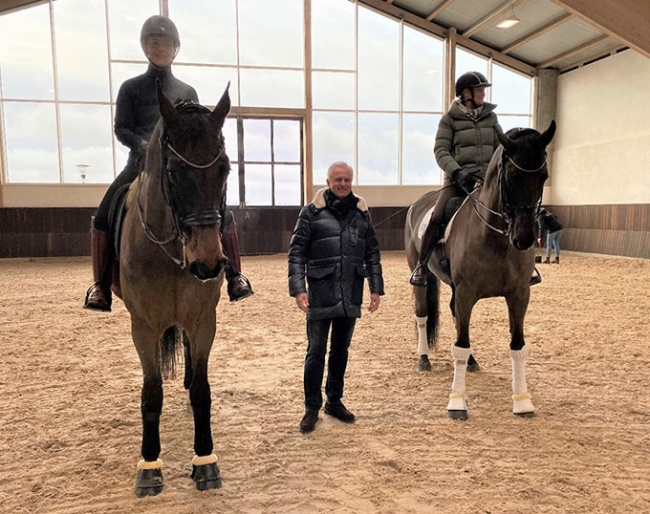 Wolfram Wittig with Anna Kasprzak (Rockstar) and Lone Bang Larsen (Bakkely’s Onandt) at the February squad training :: Photo © DRF