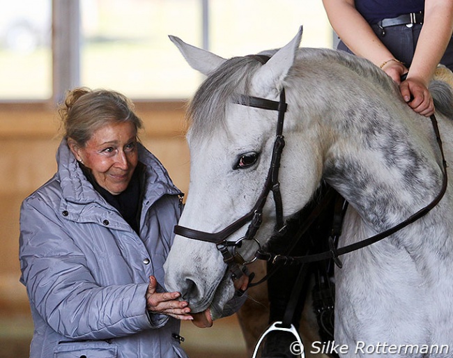 Christine Stückelberger with Maya Thumm's Württemberger mare Denaria (by Denario x Dr.Jackson) at the clinic in Heimsheim on 27 March 2022 :: Photo © Silke Rottermann