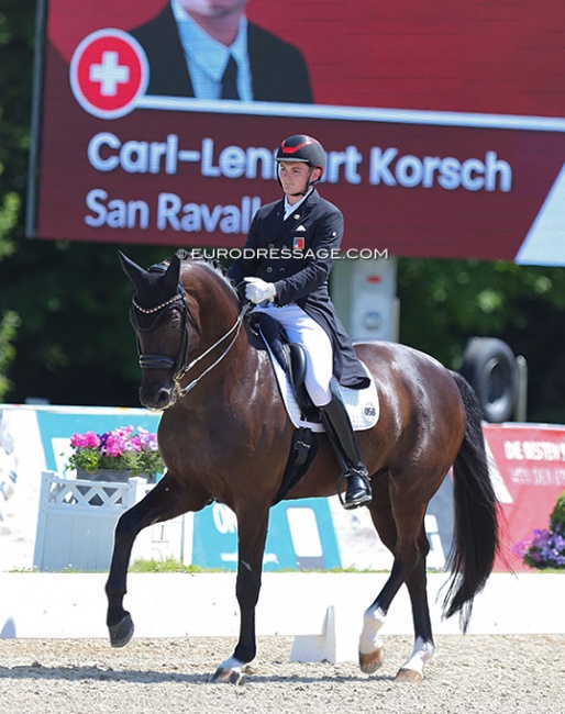 Carl-Lennart Korsch and San Ravallo at the 2022 Aachen Dressage Days in Hagen :: Photo © Astrid Appels